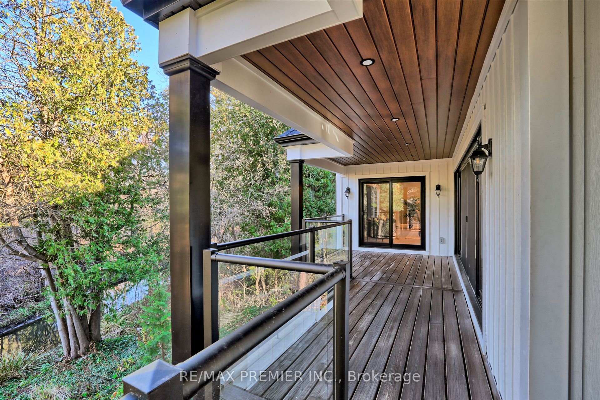 Photo 36 of 250 Melrose Avenue, King, King City — HOMEH
