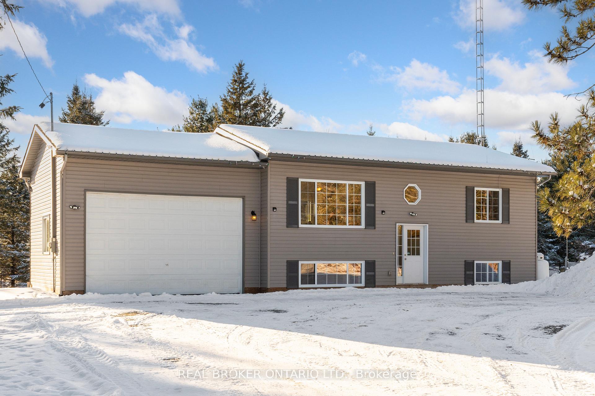 Photo 4 of 2129 Concession 9b Road, Lanark Highlands, Lanark Highlands (Lanark) Twp — HOMEH