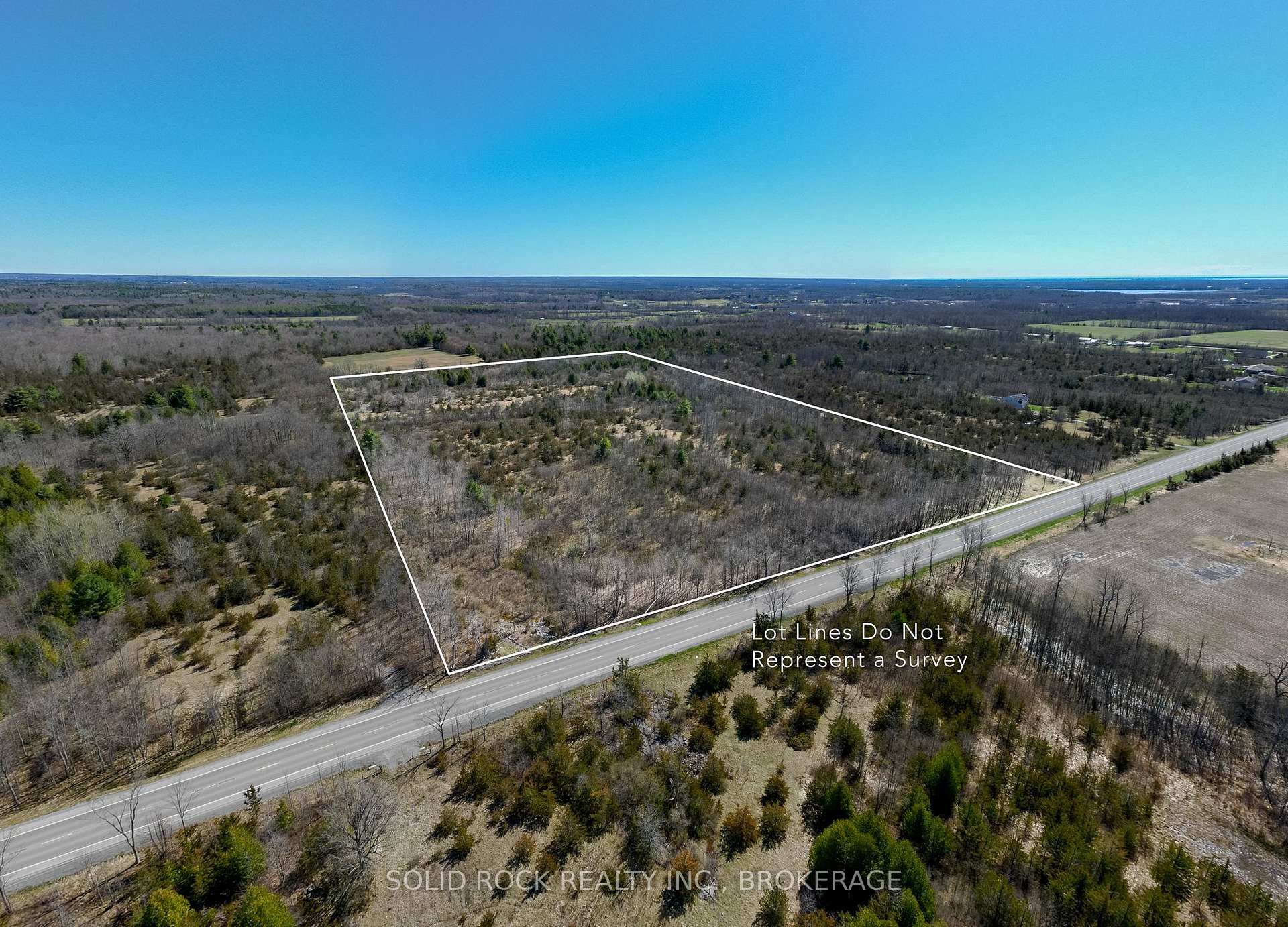 Front of PT LT 3 County Rd 6