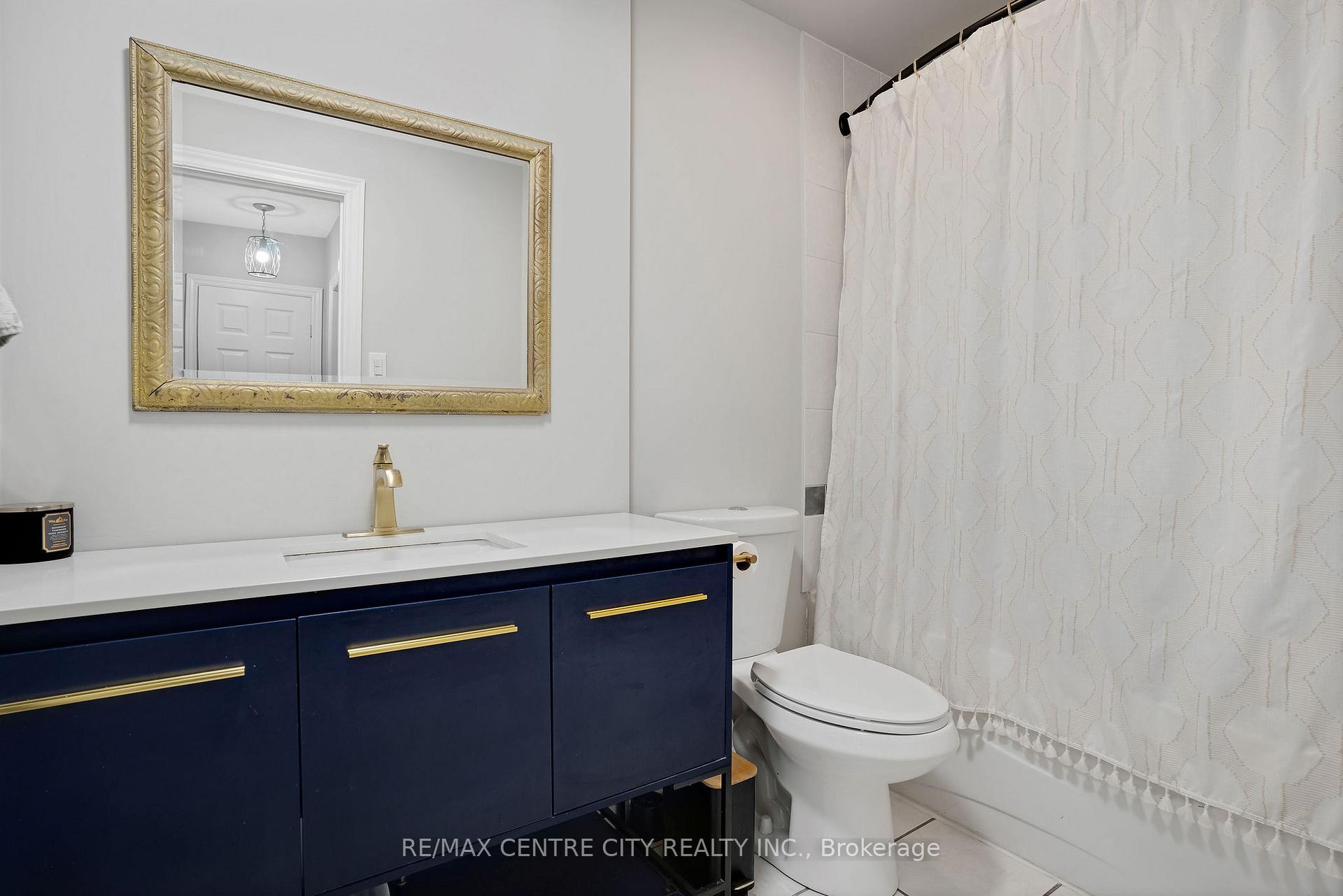 Photo 16 of 222 Fairway Road N, Kitchener — HOMEH