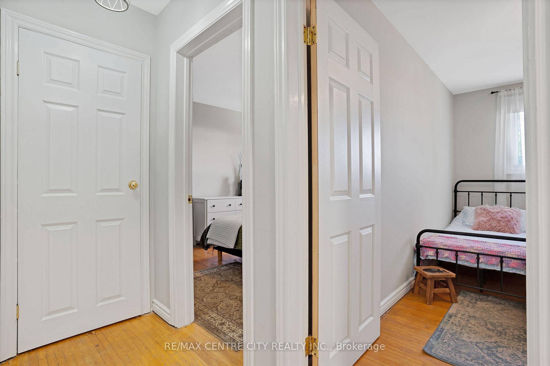 Photo 20 of 222 Fairway Road N, Kitchener — HOMEH