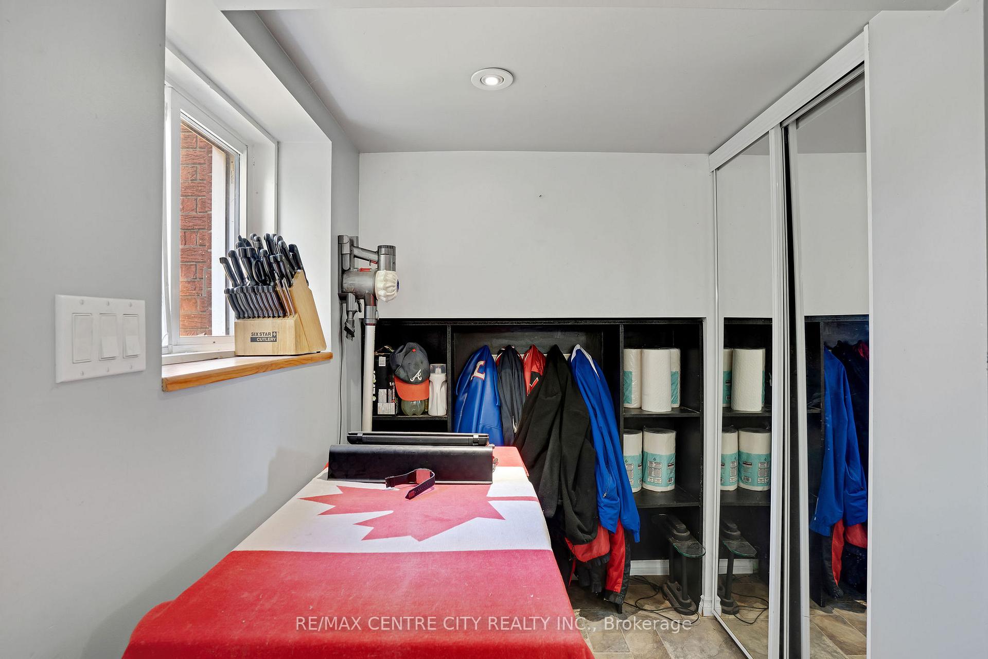 Photo 28 of 222 Fairway Road N, Kitchener — HOMEH