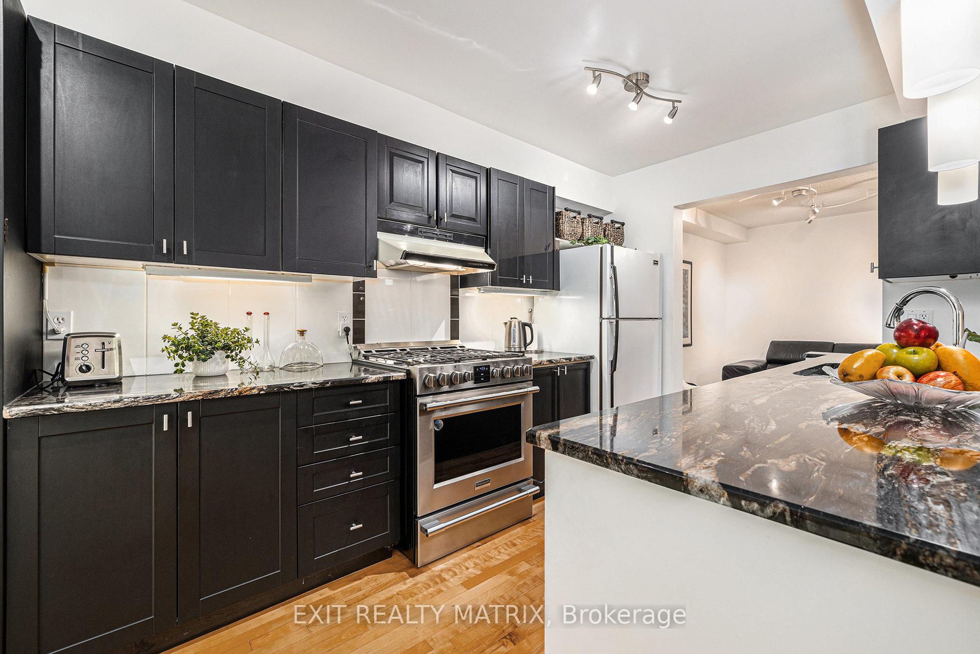 Photo 12 of 40 Piper Crescent, Ottawa, Kanata - Morgan's Grant/South March — HOMEH
