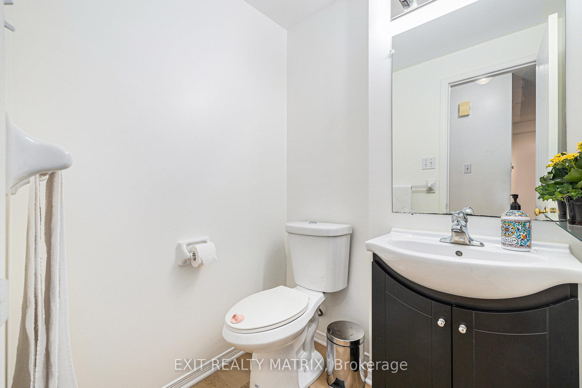 Photo 17 of 40 Piper Crescent, Ottawa, Kanata - Morgan's Grant/South March — HOMEH