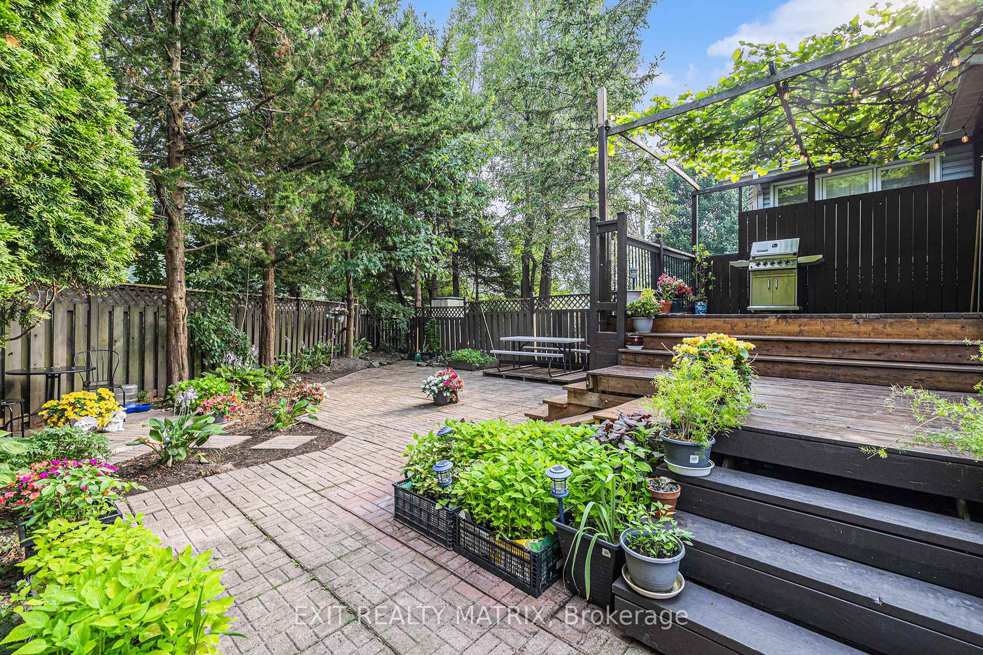 Photo 28 of 40 Piper Crescent, Ottawa, Kanata - Morgan's Grant/South March — HOMEH