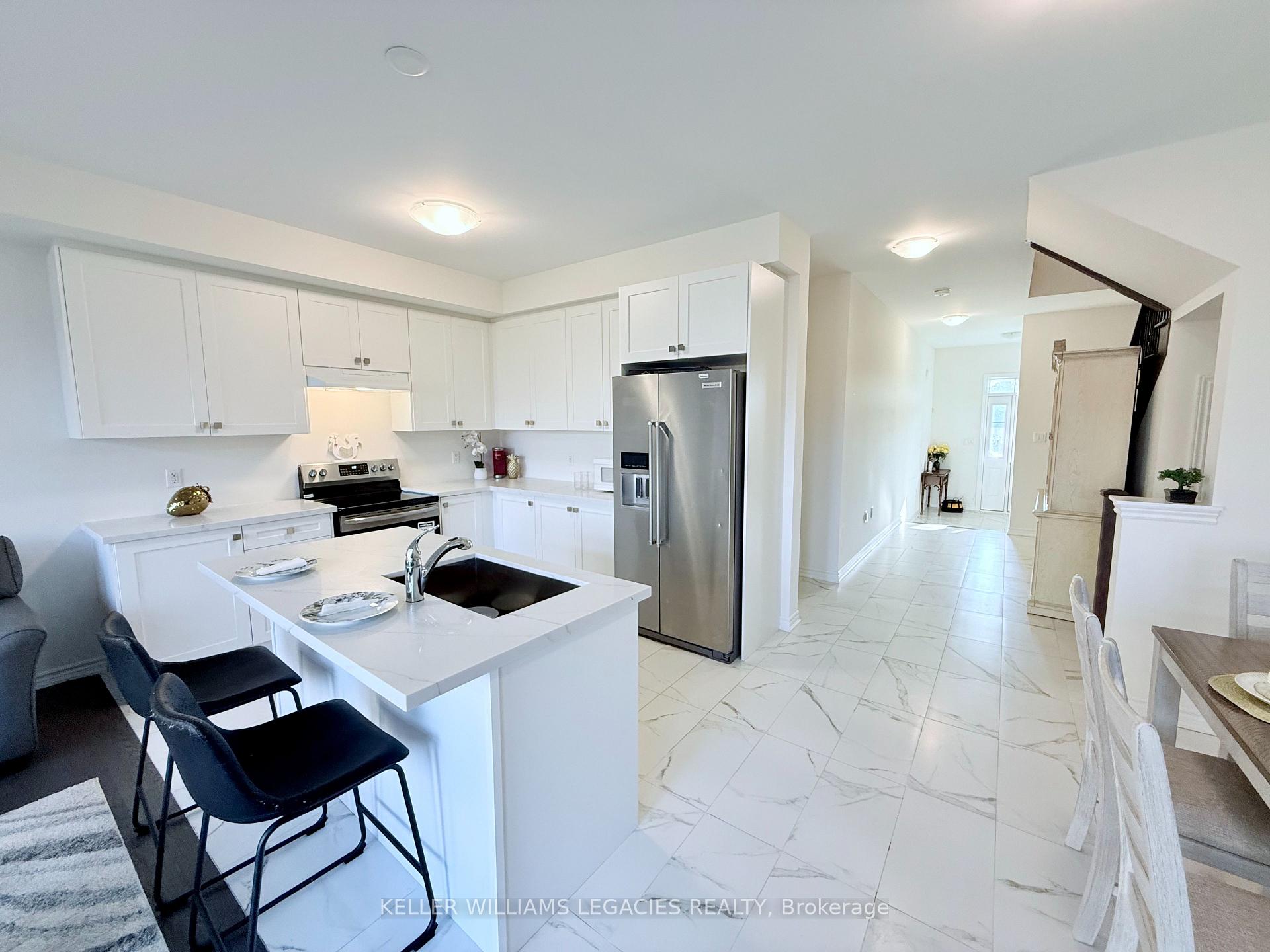 Photo 14 of 2229 Grainger Loop, Innisfil, Alcona — HOMEH