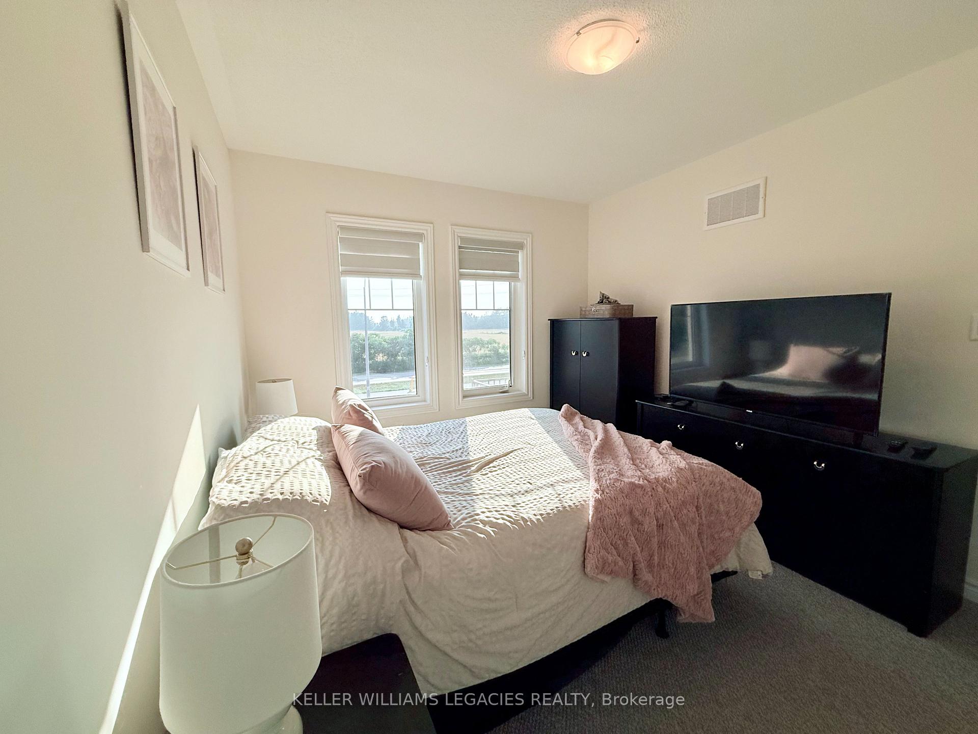 Photo 24 of 2229 Grainger Loop, Innisfil, Alcona — HOMEH