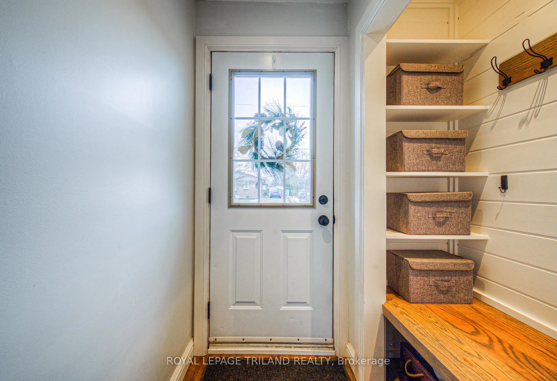 Photo 4 of Unit Unit #13, 2700 Barton Street E, Hamilton, Grayside — HOMEH