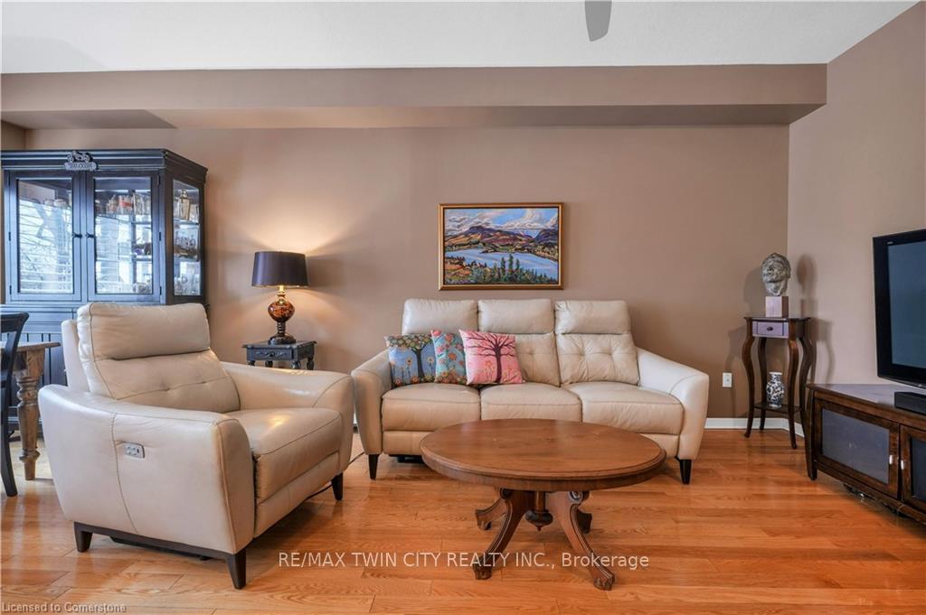 Photo 8 of Unit 45, 110 Highland Road E, Kitchener — HOMEH