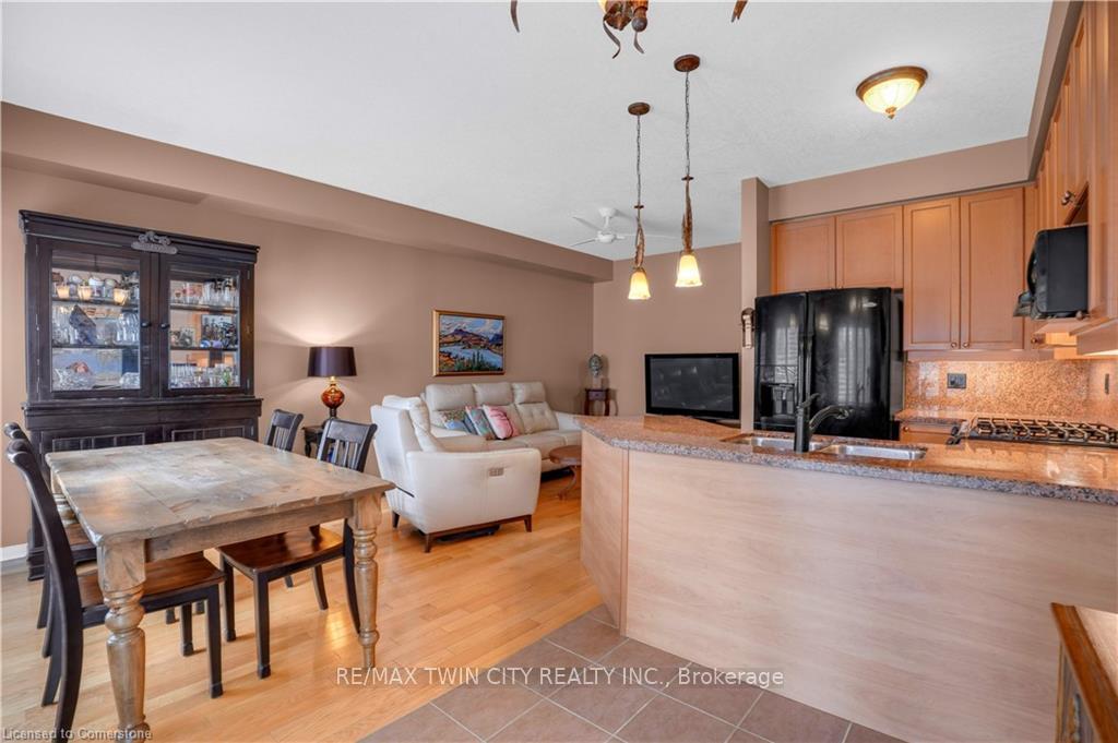Photo 13 of Unit 45, 110 Highland Road E, Kitchener — HOMEH