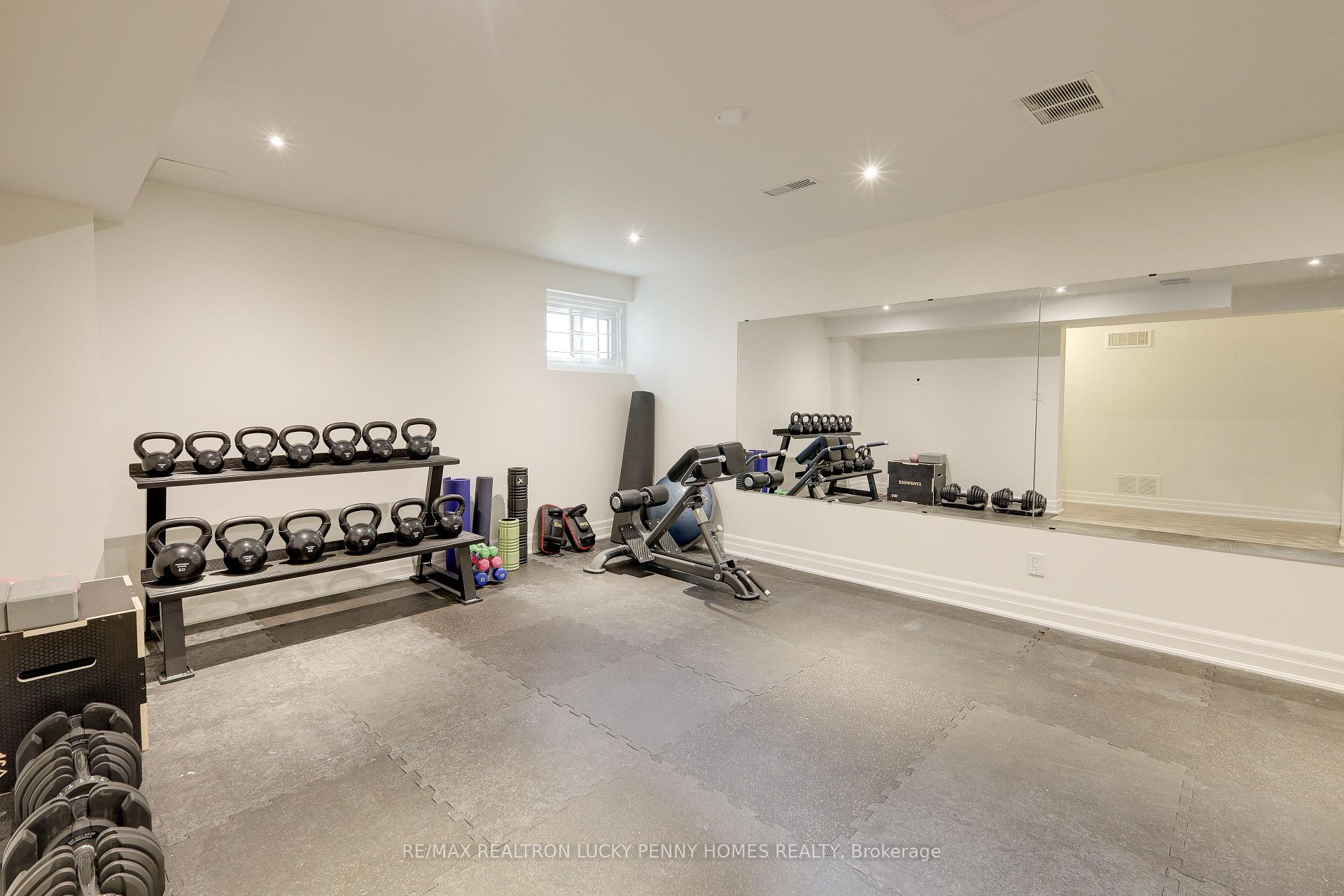 Photo 26 of 8 Renata Place, Markham, Unionville — HOMEH