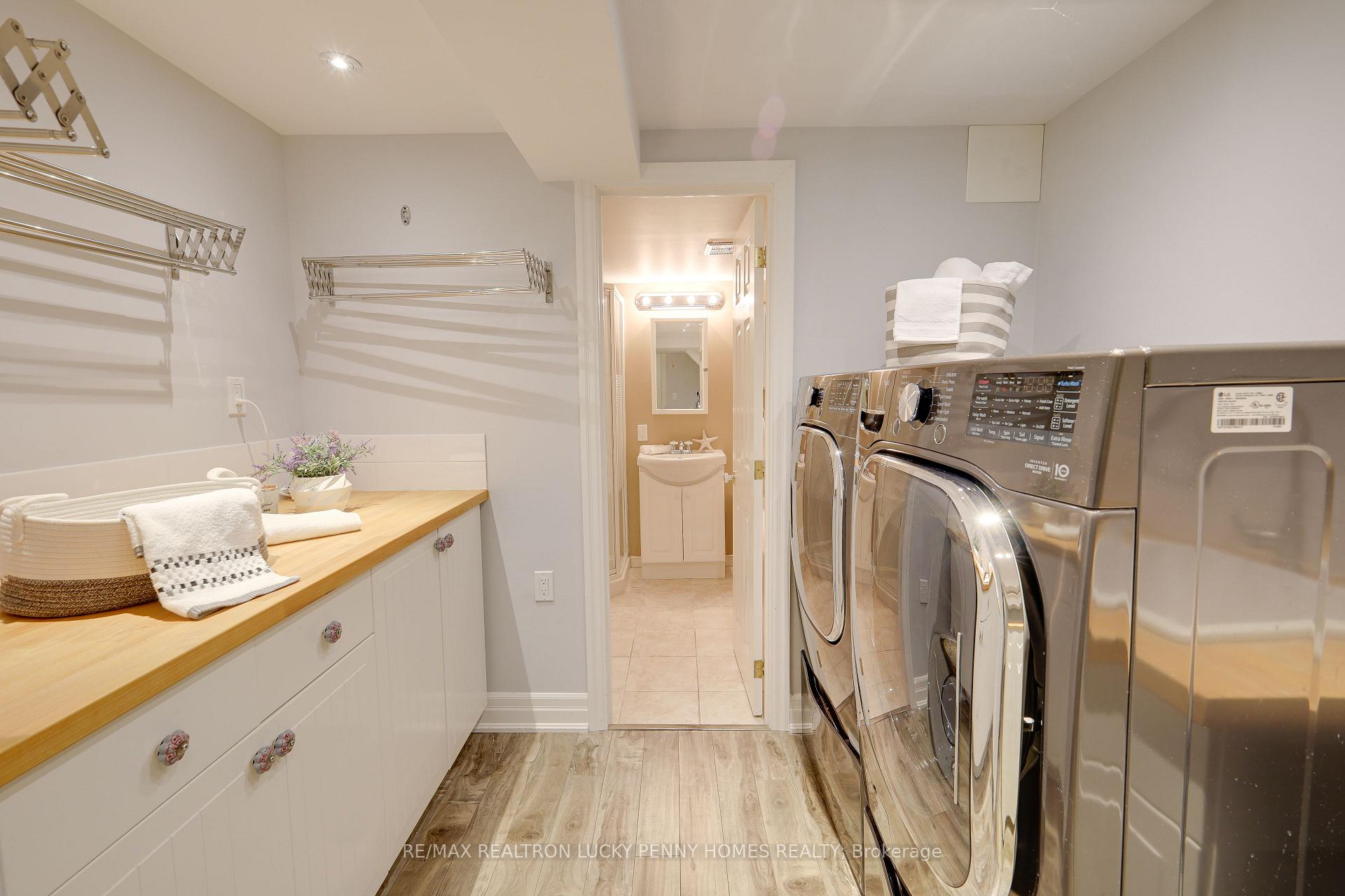 Photo 27 of 8 Renata Place, Markham, Unionville — HOMEH
