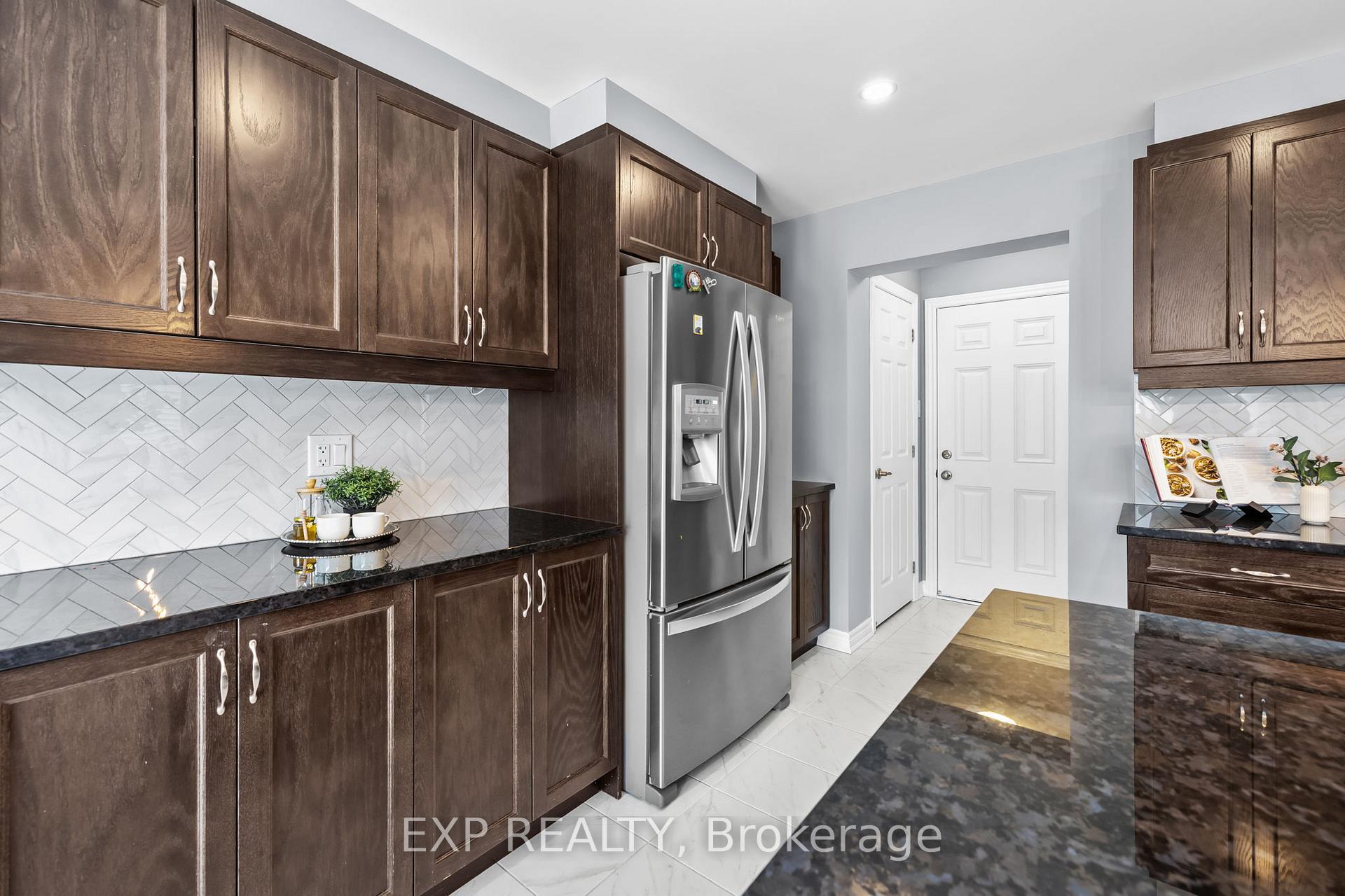 Photo 15 of 737 Brittanic Road, Ottawa, Kanata - Emerald Meadows/Trailwest — HOMEH