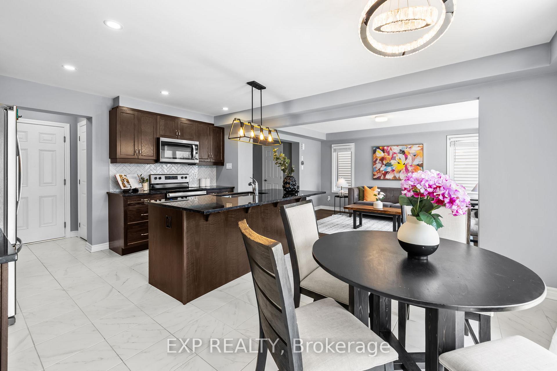Photo 16 of 737 Brittanic Road, Ottawa, Kanata - Emerald Meadows/Trailwest — HOMEH