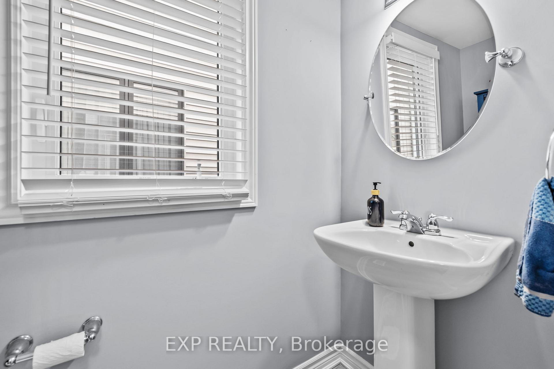 Photo 18 of 737 Brittanic Road, Ottawa, Kanata - Emerald Meadows/Trailwest — HOMEH