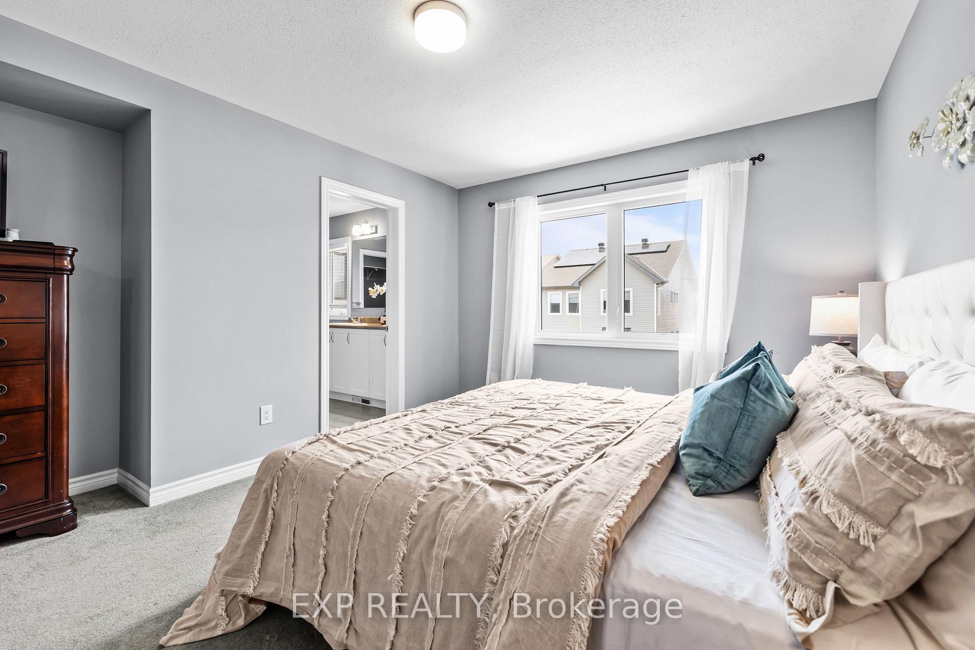 Photo 20 of 737 Brittanic Road, Ottawa, Kanata - Emerald Meadows/Trailwest — HOMEH