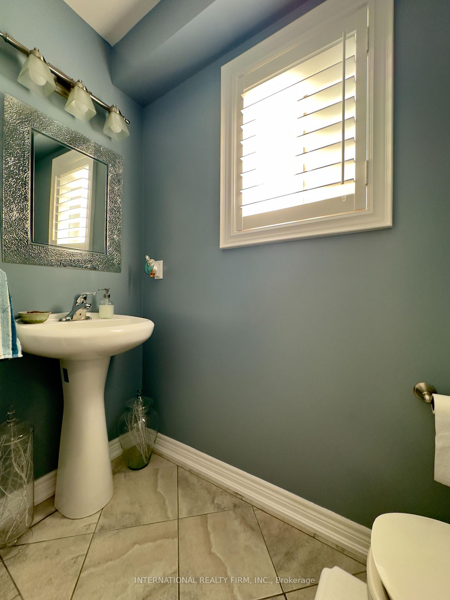 Photo 15 of 1409 Old Zeller Drive, Kitchener — HOMEH
