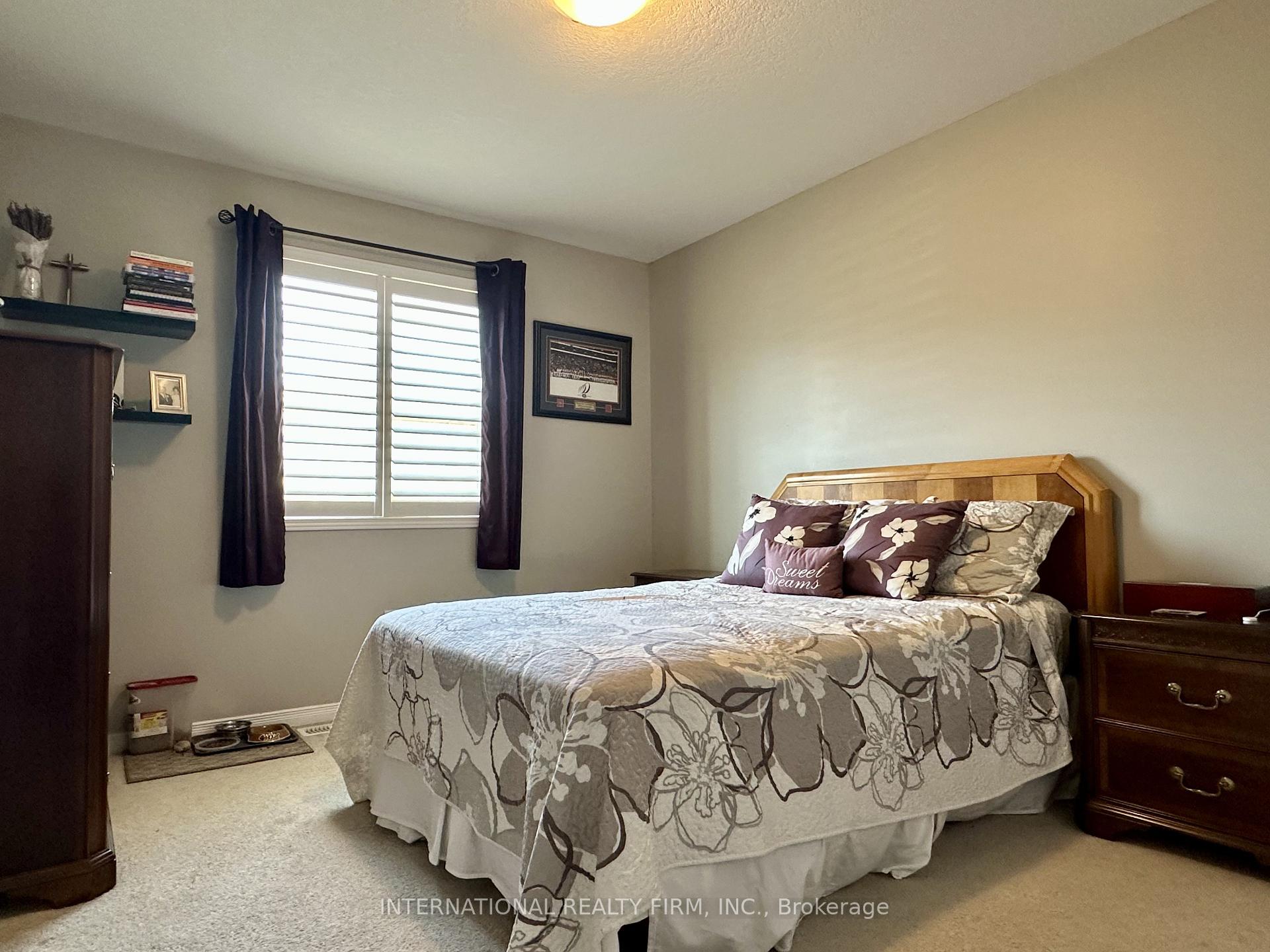 Photo 21 of 1409 Old Zeller Drive, Kitchener — HOMEH