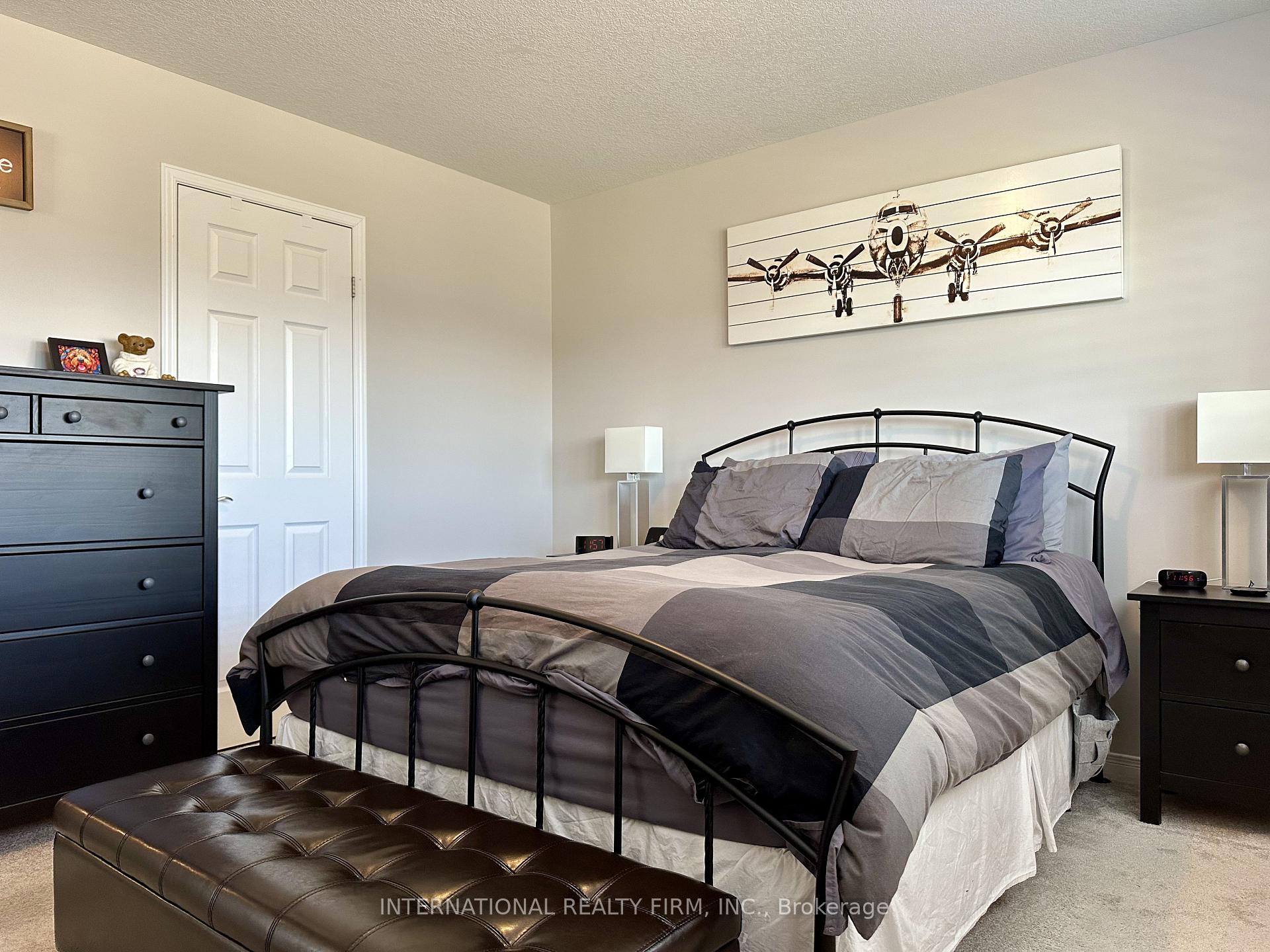 Photo 24 of 1409 Old Zeller Drive, Kitchener — HOMEH