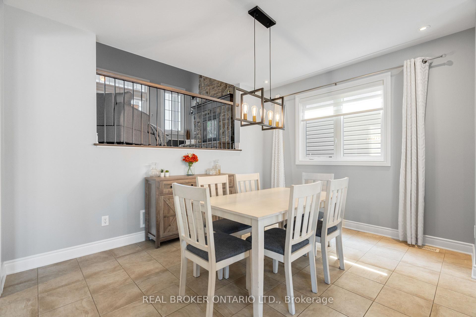 Photo 12 of 230 Rivertree Street, Ottawa, Kanata - Emerald Meadows/Trailwest — HOMEH