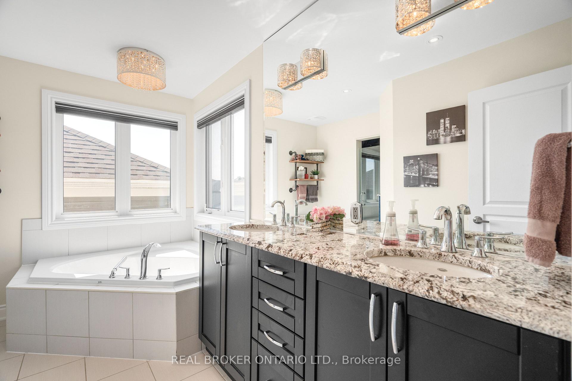 Photo 32 of 230 Rivertree Street, Ottawa, Kanata - Emerald Meadows/Trailwest — HOMEH