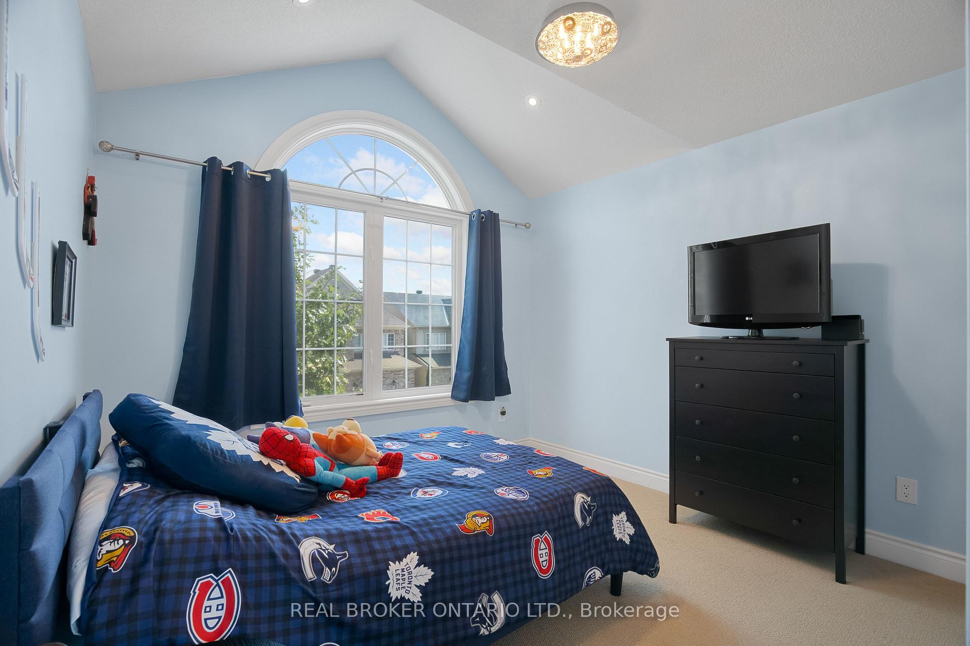 Photo 35 of 230 Rivertree Street, Ottawa, Kanata - Emerald Meadows/Trailwest — HOMEH