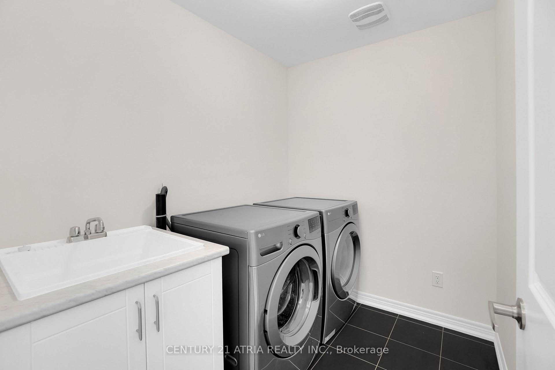 Photo 41 of 1413 Davis Loop, Innisfil, Lefroy — HOMEH