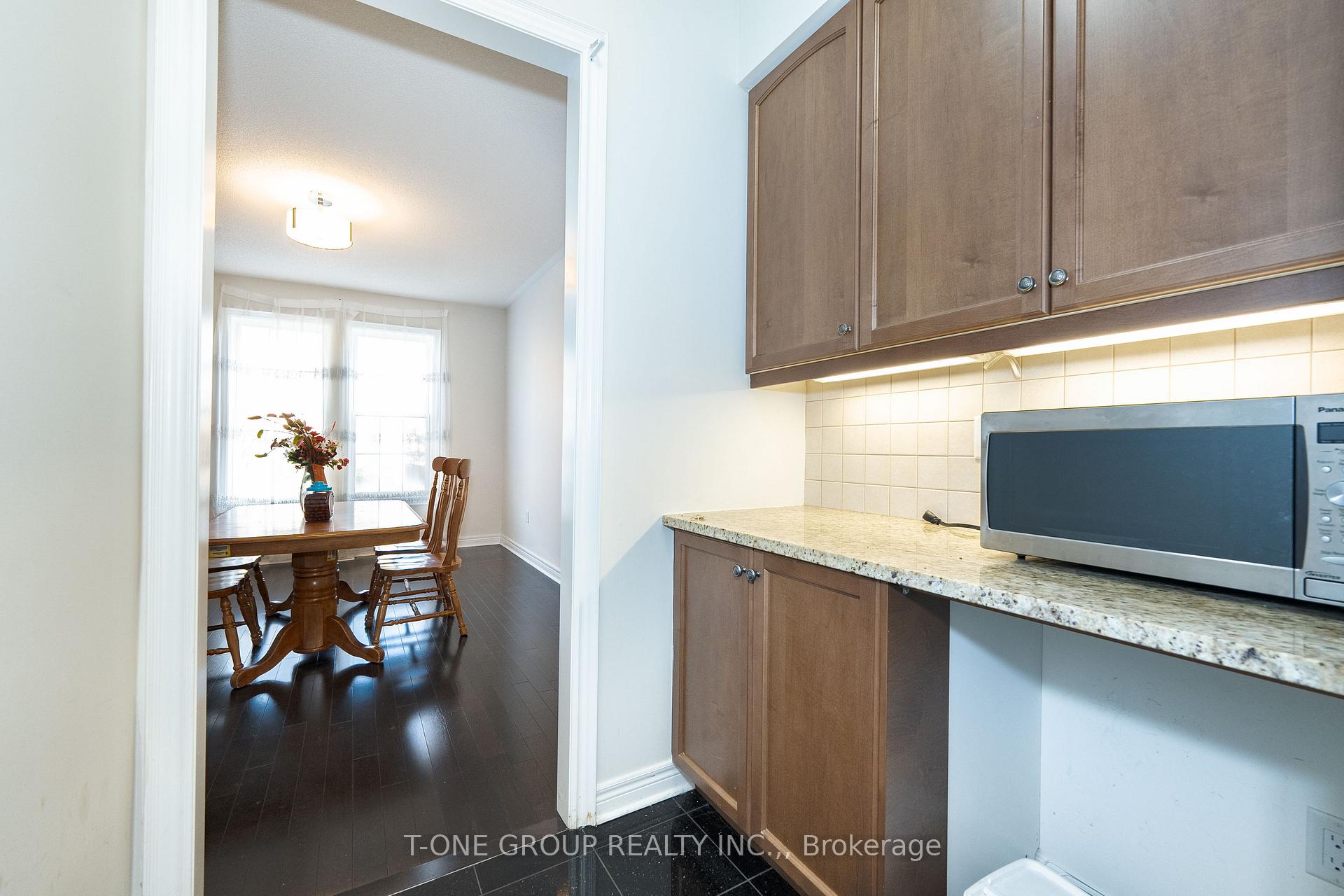 Photo 9 of 14 Annibale Drive, Markham, Cathedraltown — HOMEH