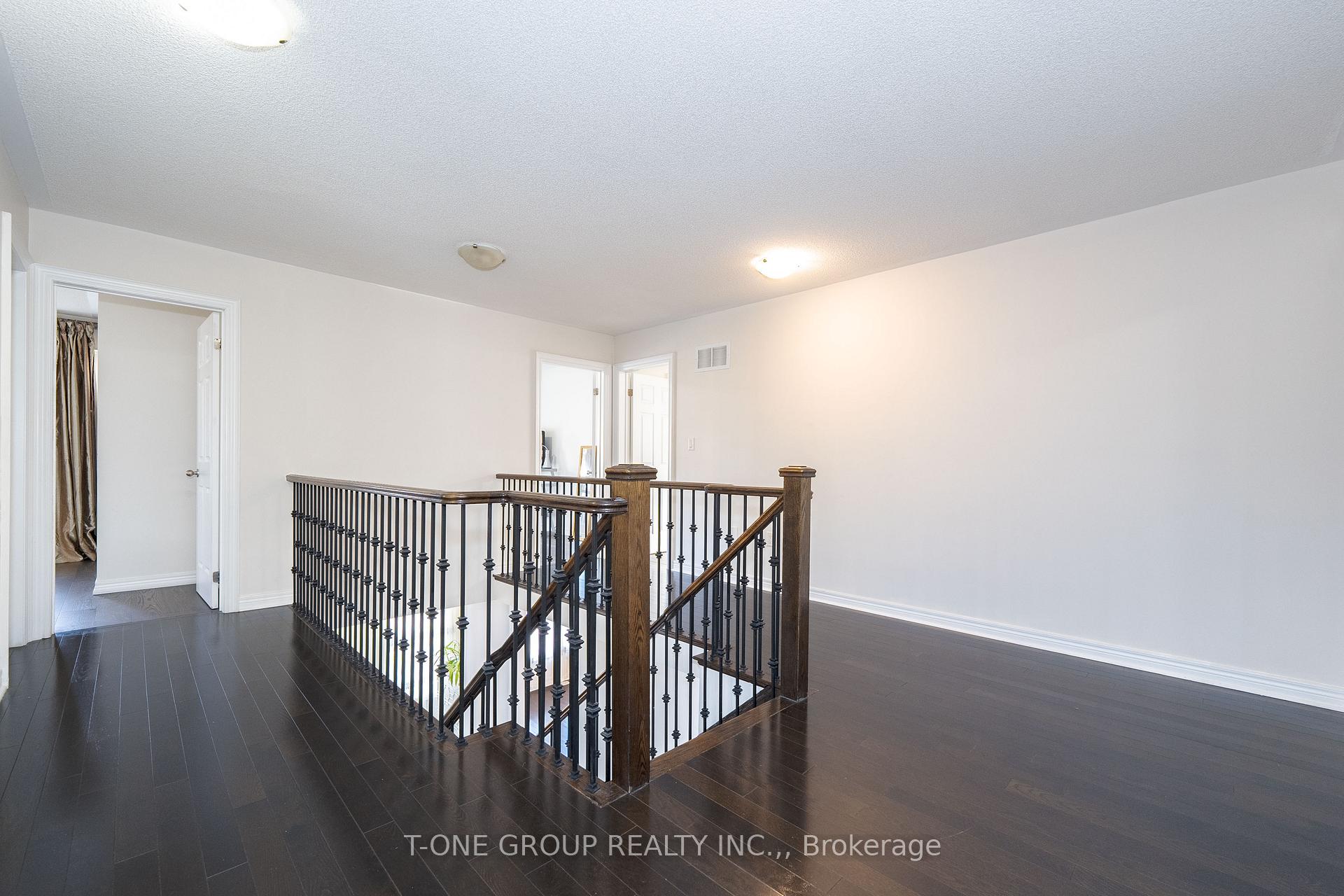 Photo 18 of 14 Annibale Drive, Markham, Cathedraltown — HOMEH