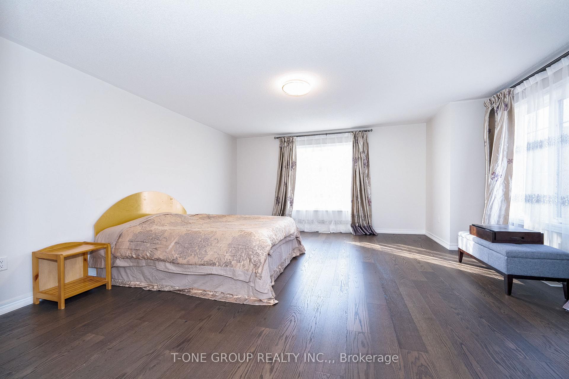 Photo 19 of 14 Annibale Drive, Markham, Cathedraltown — HOMEH