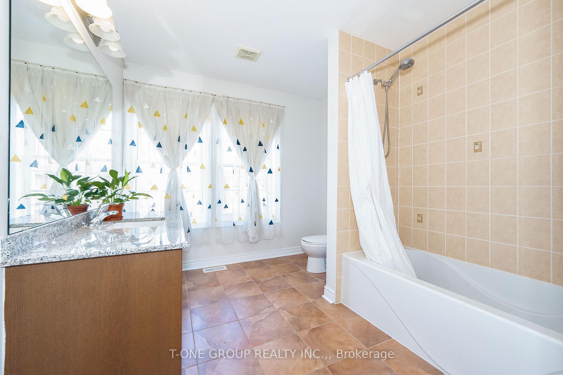 Photo 27 of 14 Annibale Drive, Markham, Cathedraltown — HOMEH