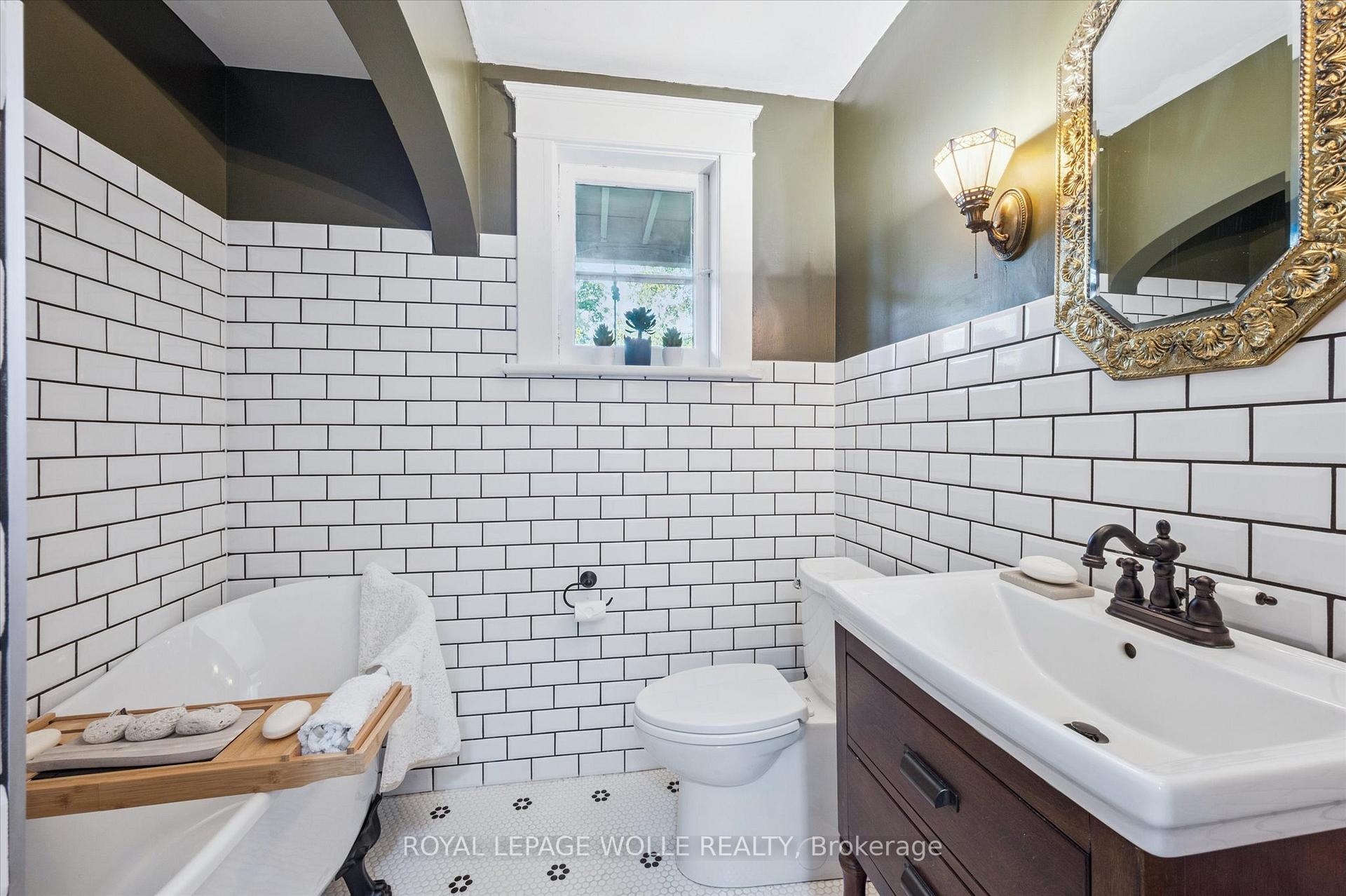 Photo 21 of 76 Ahrens Street W, Kitchener — HOMEH