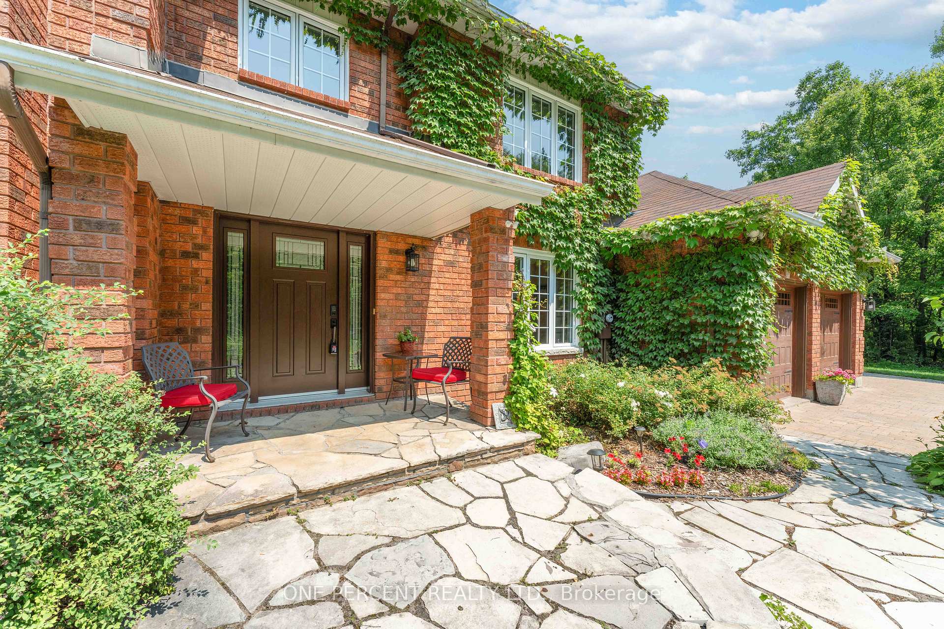 Photo 2 of 100 John Aselford Drive, Ottawa, Kanata - Kanata (North West) — HOMEH