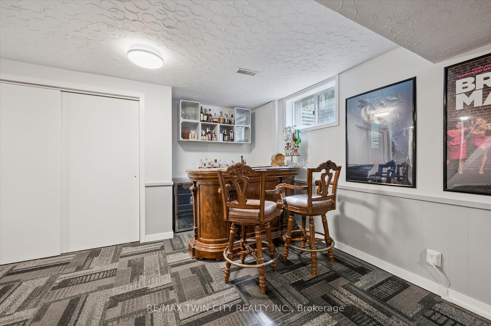 Photo 23 of 18 Westchester Place, Kitchener — HOMEH