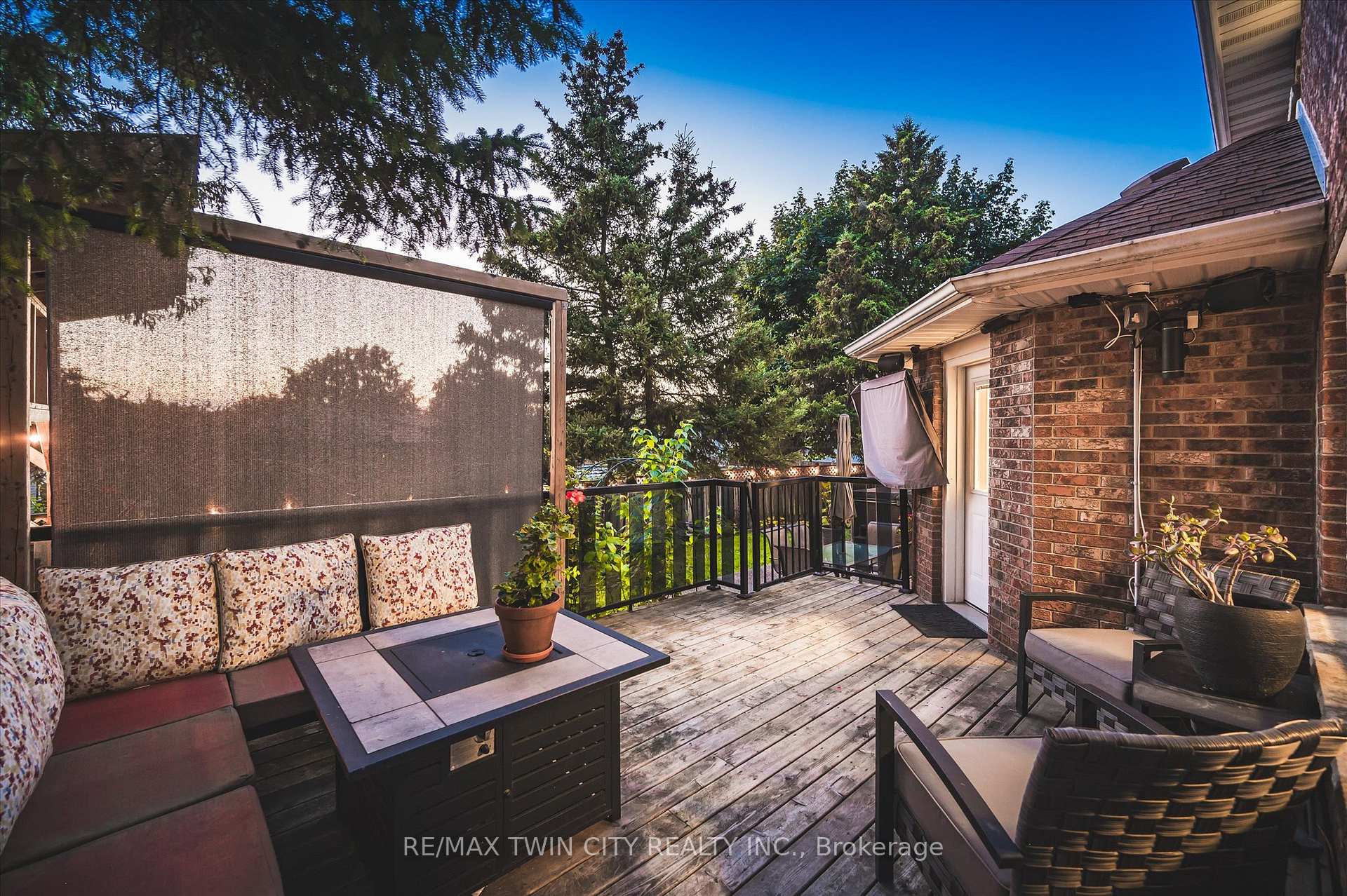 Photo 30 of 18 Westchester Place, Kitchener — HOMEH