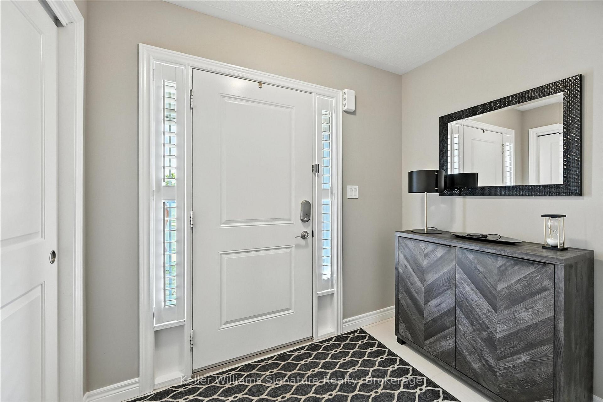 Photo 3 of 24 Cittadella Boulevard, Hamilton, Rural Glanbrook — HOMEH