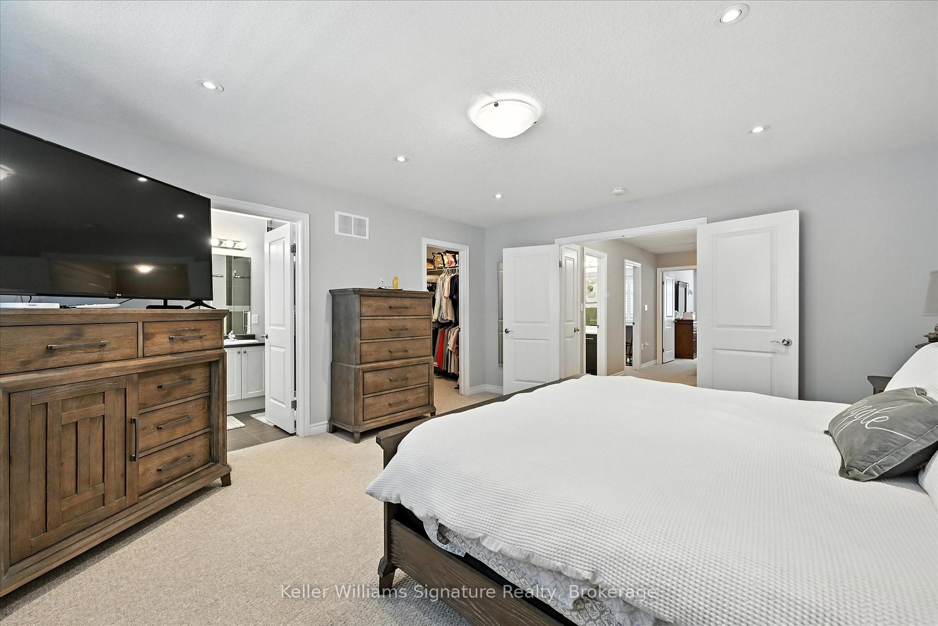 Photo 13 of 24 Cittadella Boulevard, Hamilton, Rural Glanbrook — HOMEH