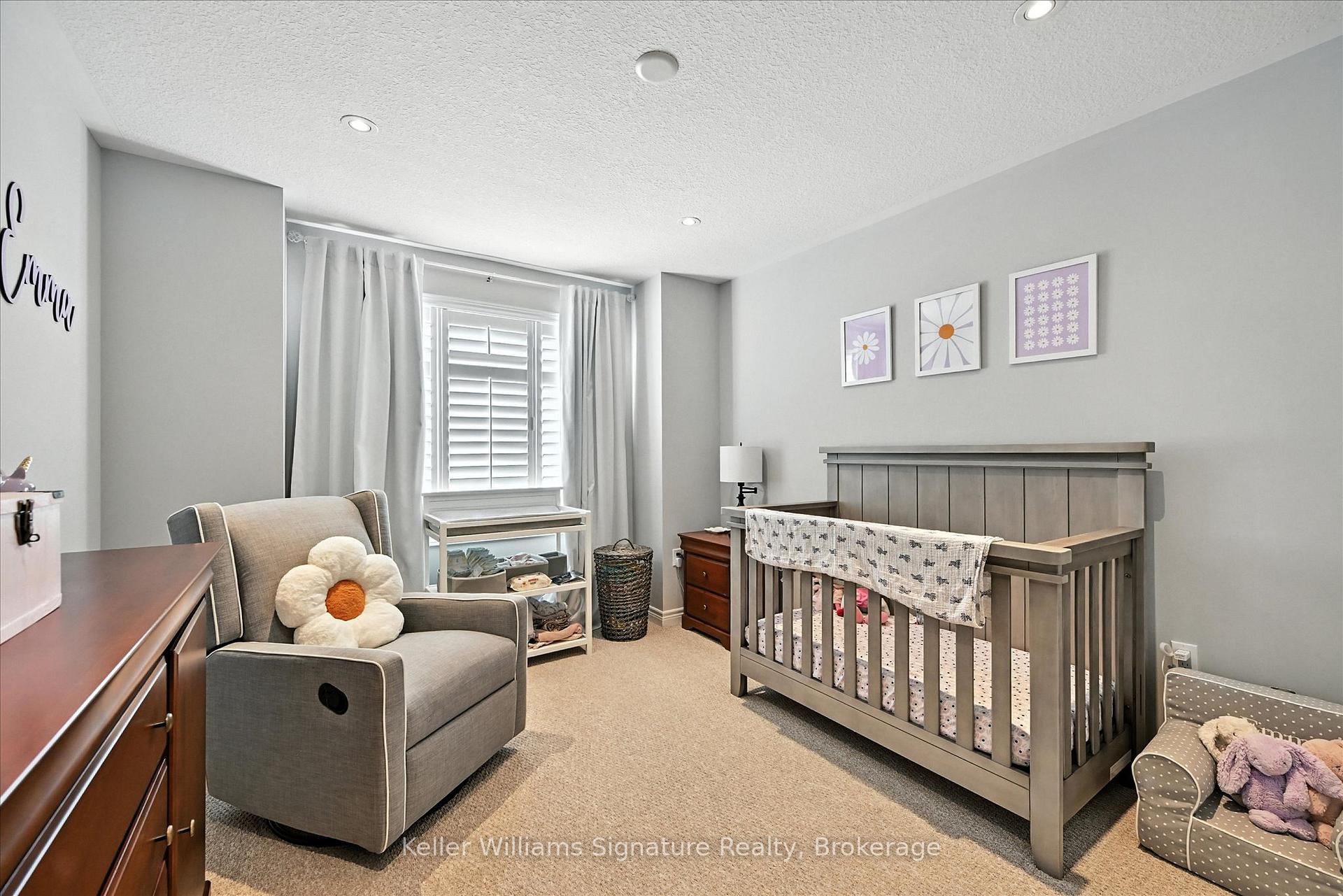 Photo 17 of 24 Cittadella Boulevard, Hamilton, Rural Glanbrook — HOMEH