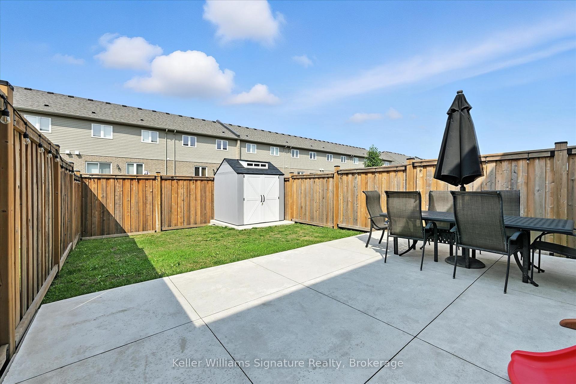 Photo 25 of 24 Cittadella Boulevard, Hamilton, Rural Glanbrook — HOMEH