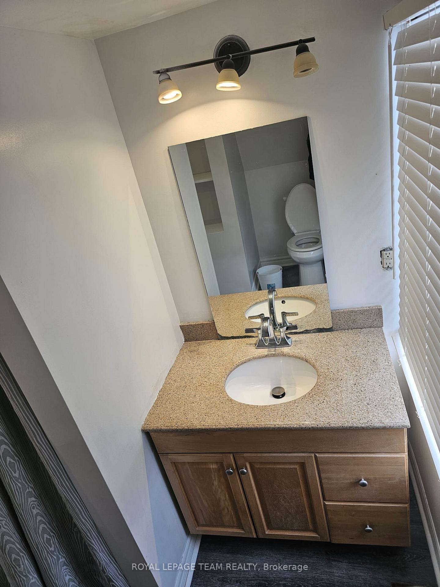 Photo 10 of 2355 Roger Stevens Drive, Ottawa, North Gower — HOMEH