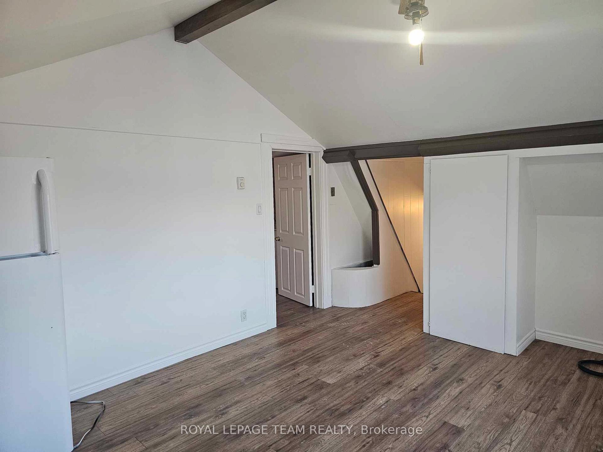 Photo 14 of 2355 Roger Stevens Drive, Ottawa, North Gower — HOMEH