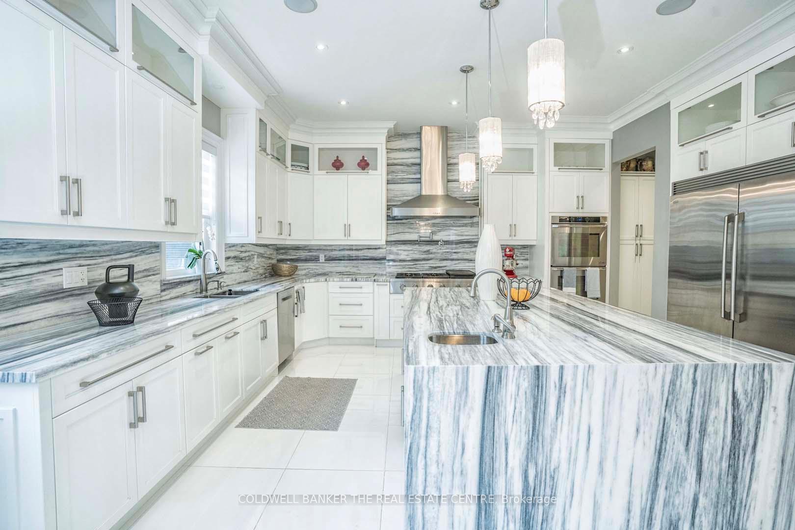Photo 6 of 34 Clearview Heights, King, King City — HOMEH
