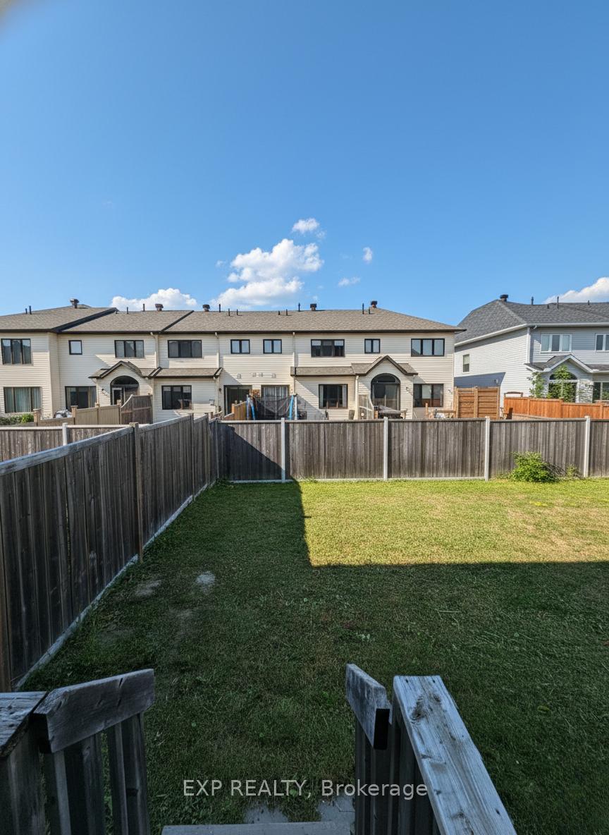 Photo 9 of 213 Halyard Way, Ottawa, Kanata - Kanata Lakes/Heritage Hills — HOMEH