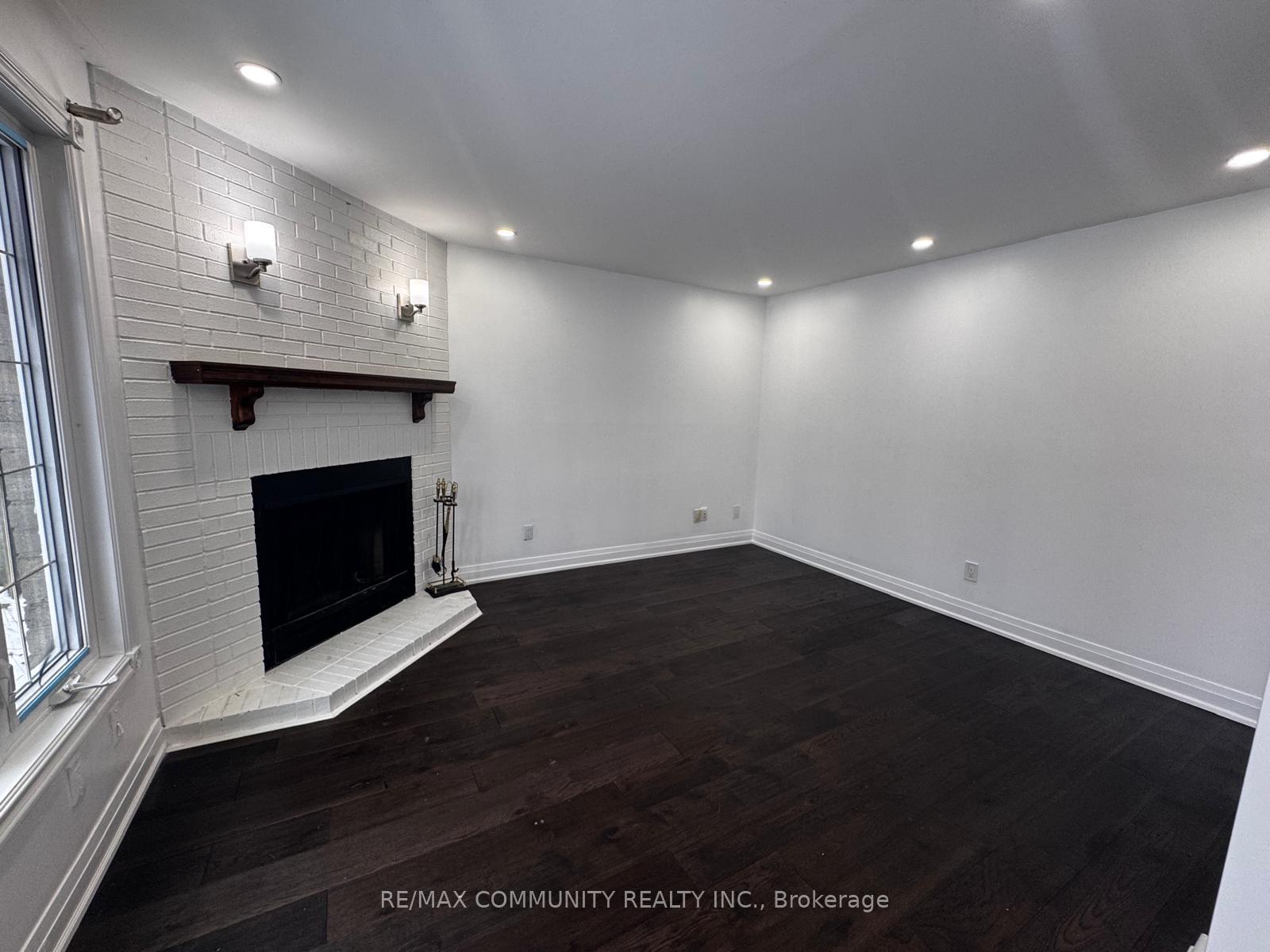 Photo 28 of 30 Dellano Street, Markham, Middlefield — HOMEH