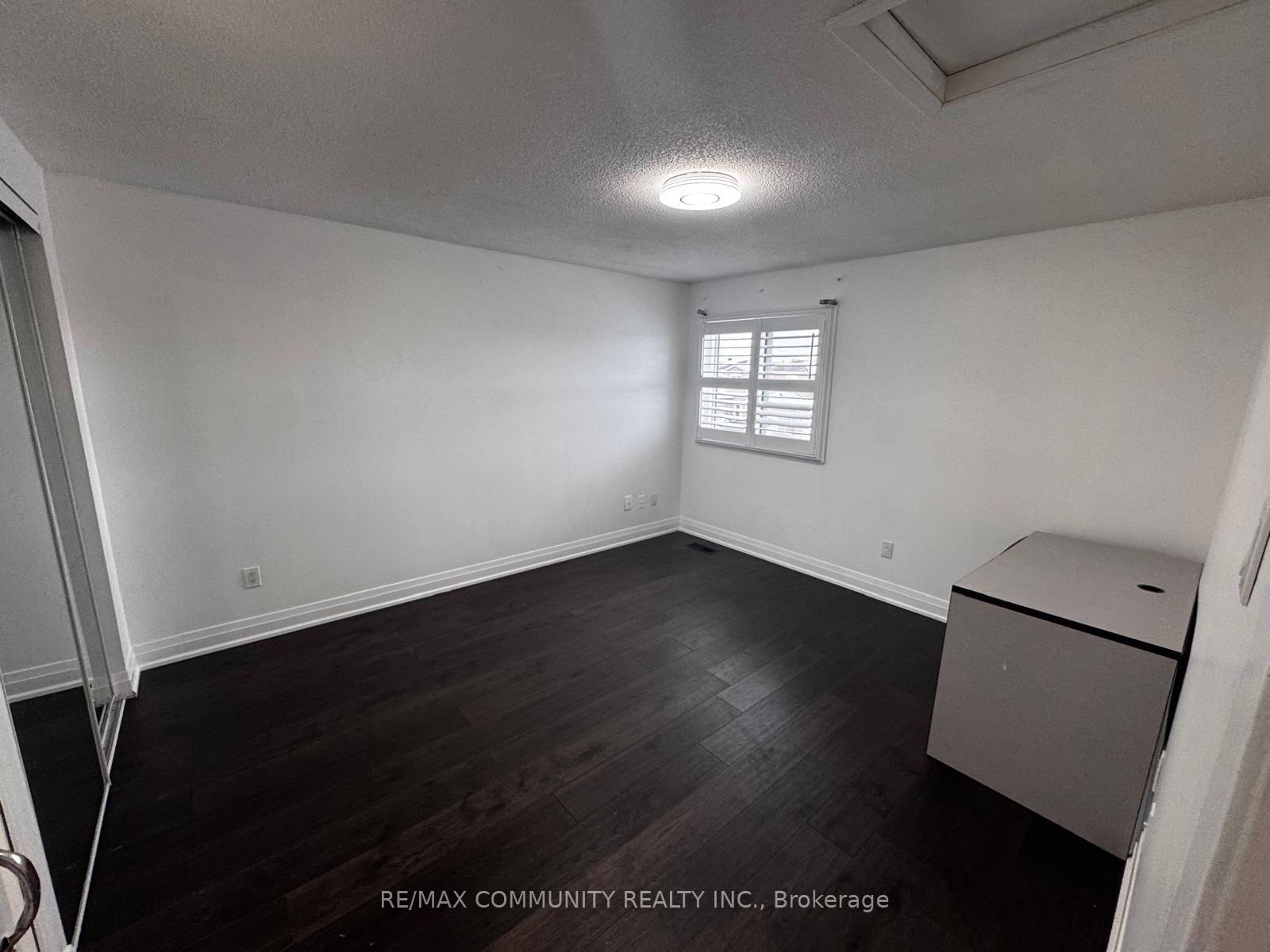 Photo 34 of 30 Dellano Street, Markham, Middlefield — HOMEH