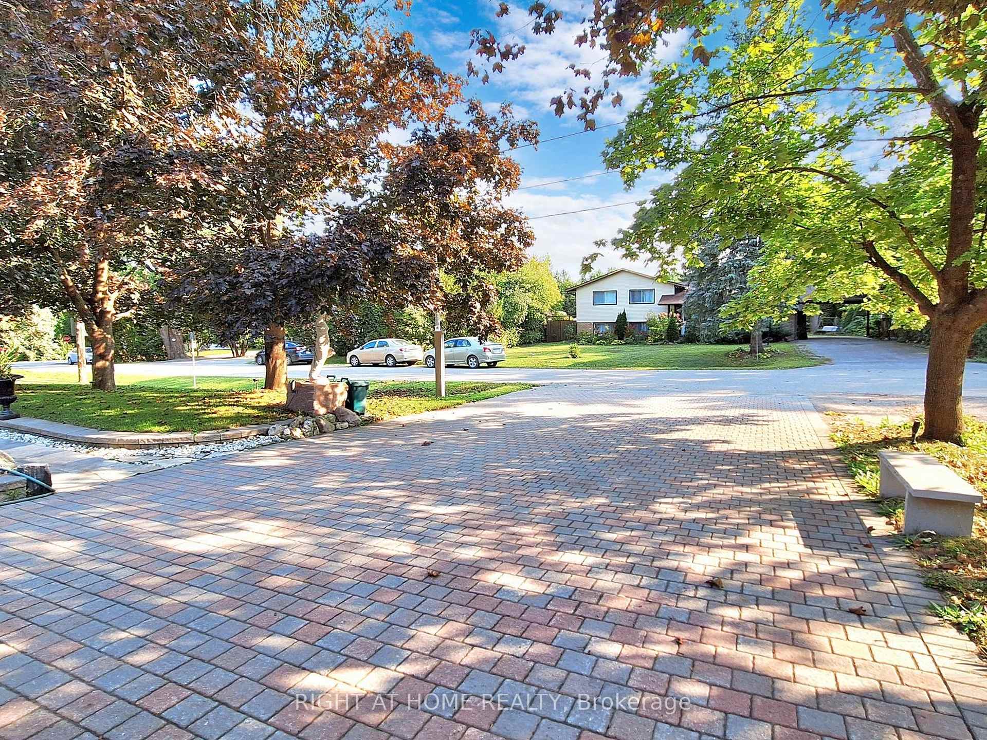 Photo 4 of 40 William Street, King, King City — HOMEH
