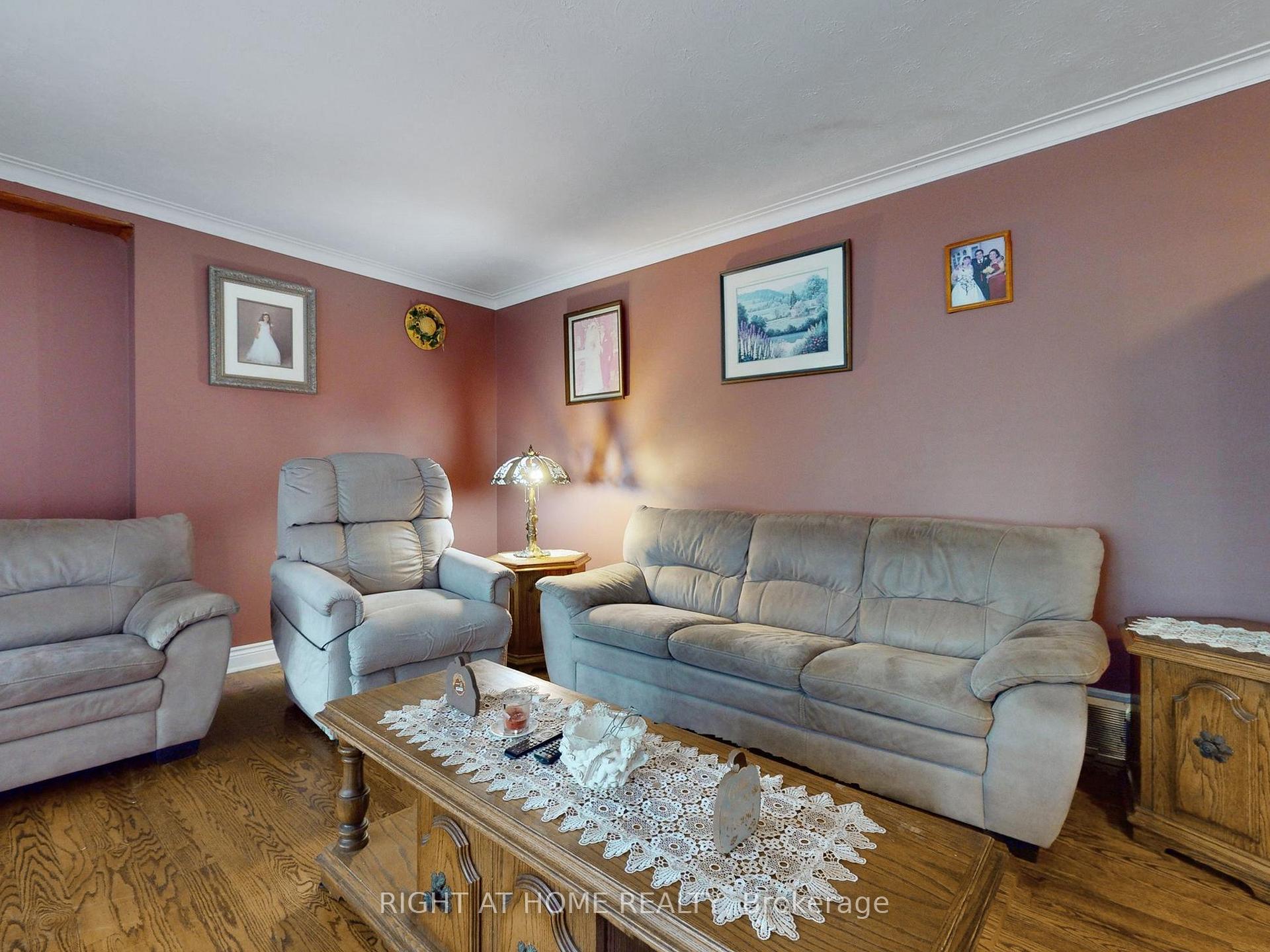 Photo 14 of 40 William Street, King, King City — HOMEH