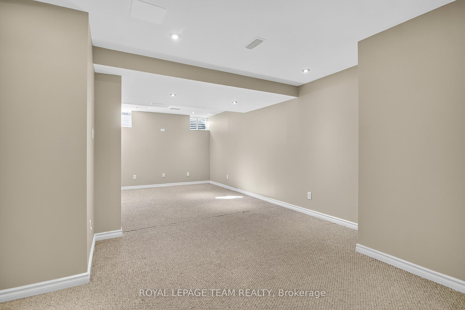Photo 39 of 24 Hemlo Crescent, Ottawa, Kanata - Kanata Lakes/Heritage Hills — HOMEH