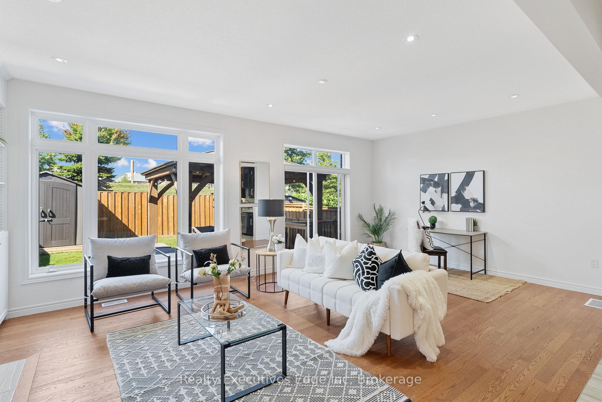 Photo 9 of 145 Rivertrail Avenue, Kitchener — HOMEH
