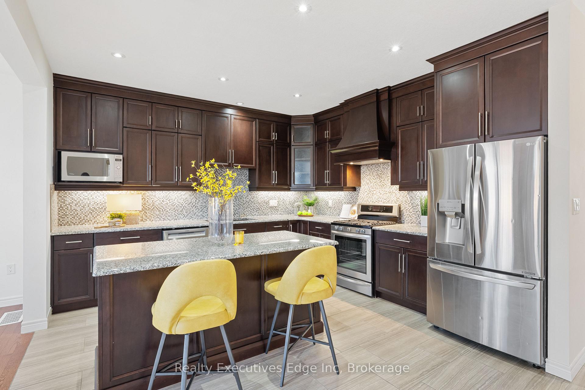 Photo 12 of 145 Rivertrail Avenue, Kitchener — HOMEH